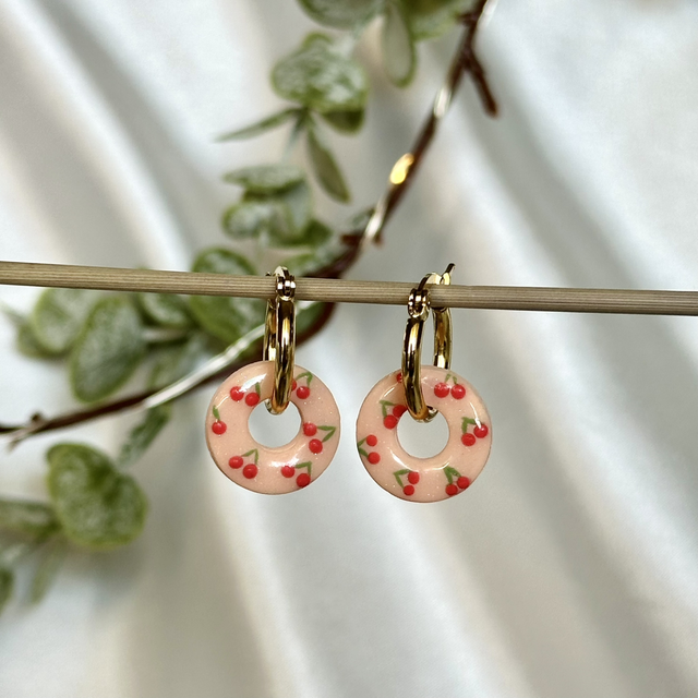 Les cerises en donuts