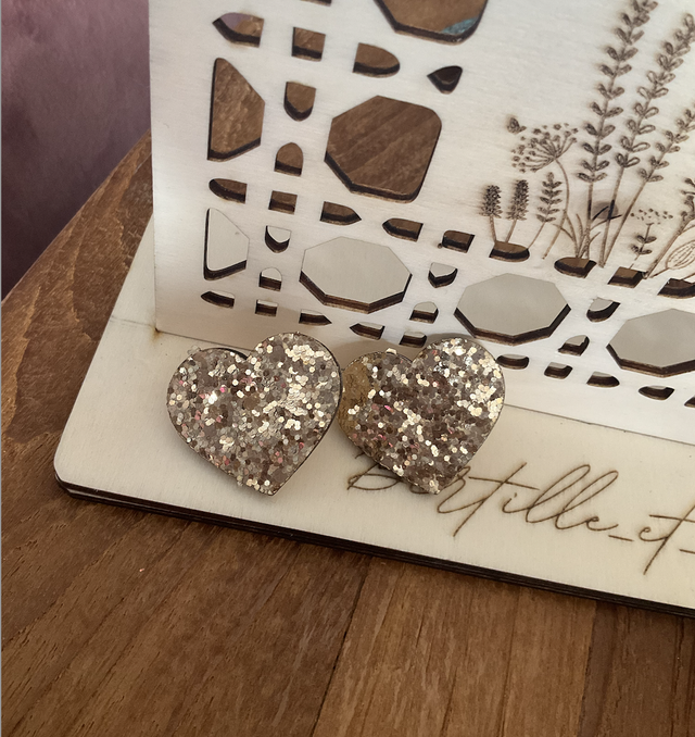 boucles d&#039;oreilles &quot;petits coeurs &quot; de B&amp;S - doré