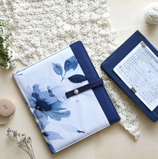 Blossom: Chart Keeper Fold- up style Large