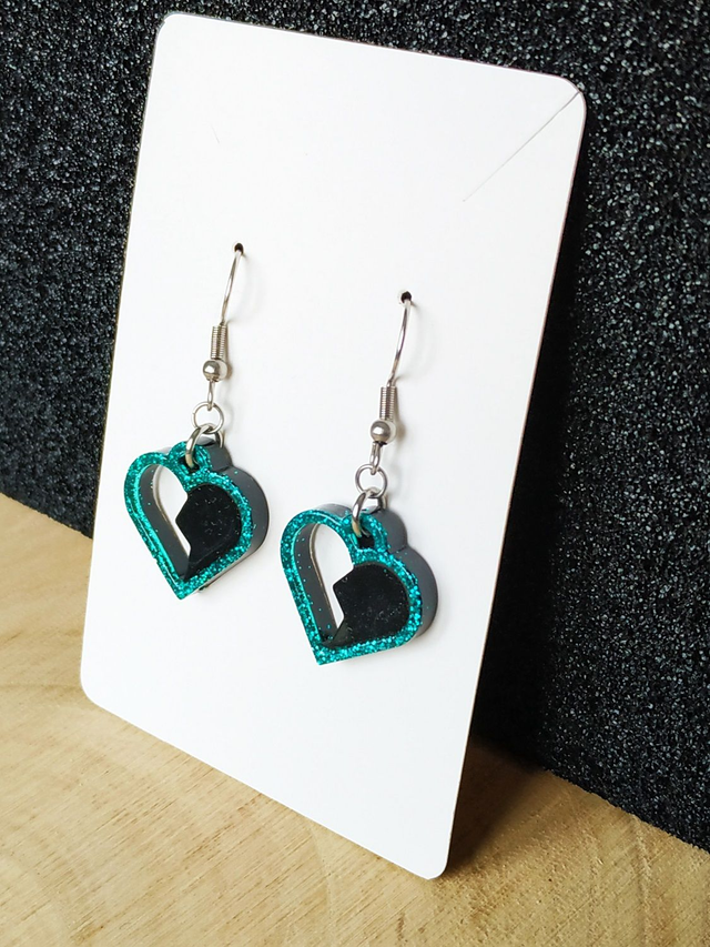 Boucles d'oreilles Demi-Cœur Emeraude