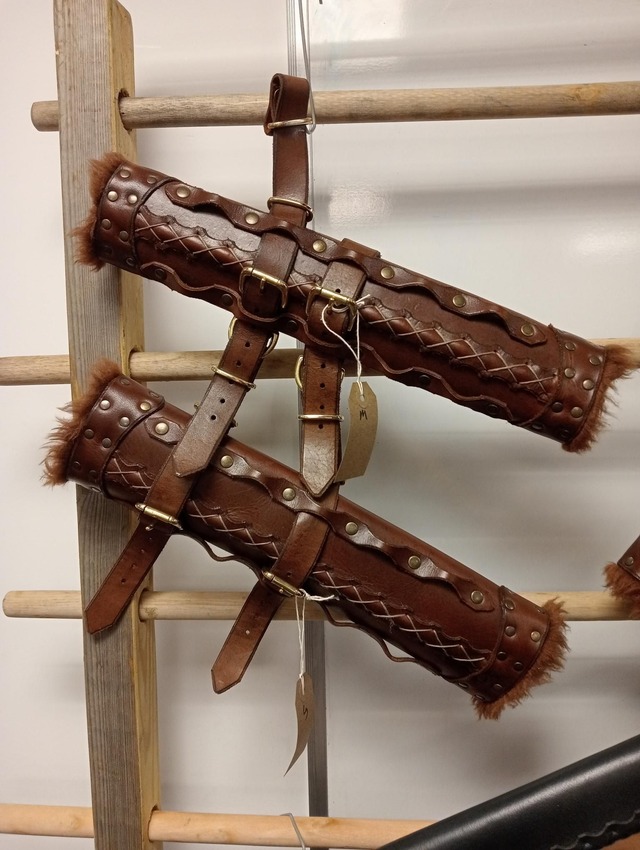 Scabbard, half length