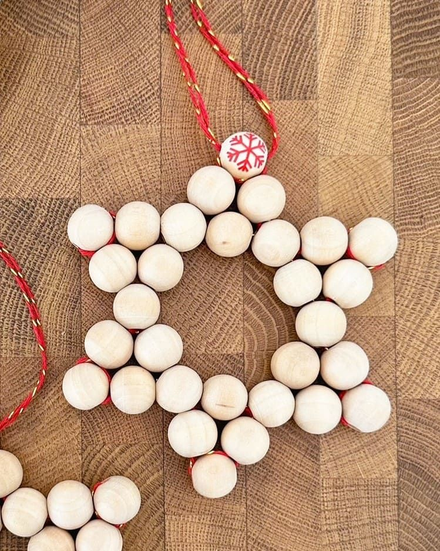 Ma belle étoile, suspension en perles en bois