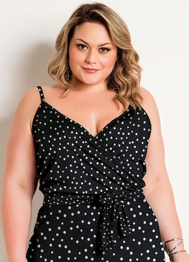 Macacão De Alças Com Amarração Cor Lisa Plus Size | Marguerite