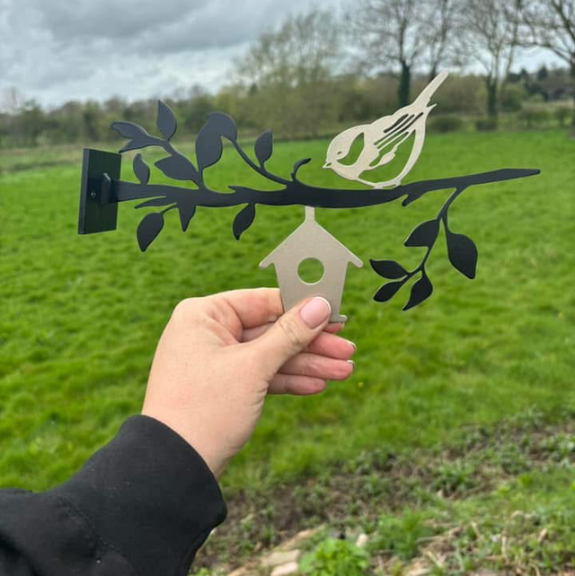 BIRD HOUSE GARDEN SIGN 