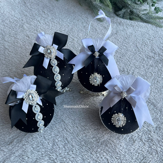 Black &amp; Silver Velvet Bauble Ornaments 