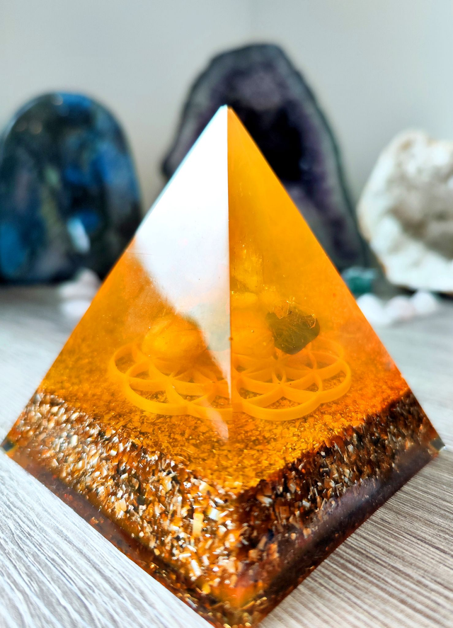 Grande Pyramide orange