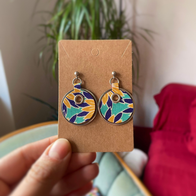 Sphère - Boucles d'oreilles en tissu bleu et jaune