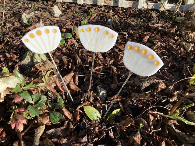 Fused glass garden flowers 