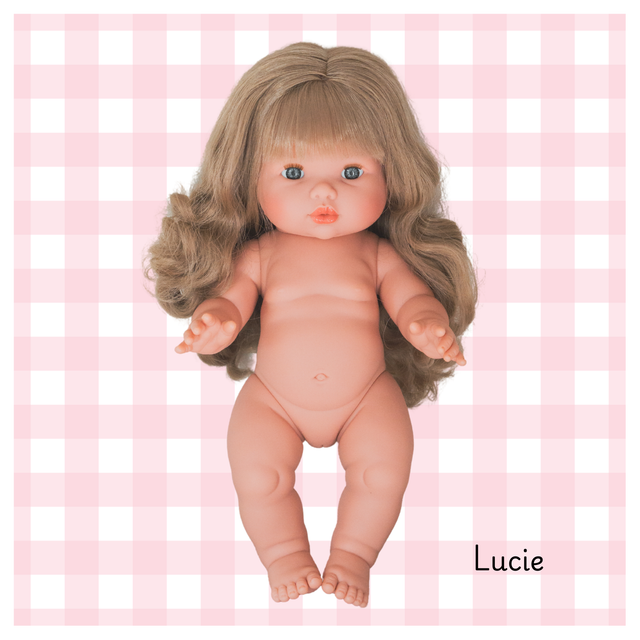 Poupée Lucie