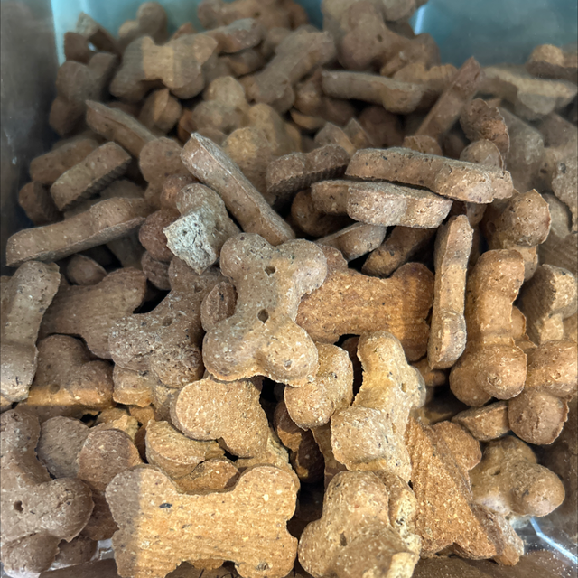 Banana apple and blueberry bites 