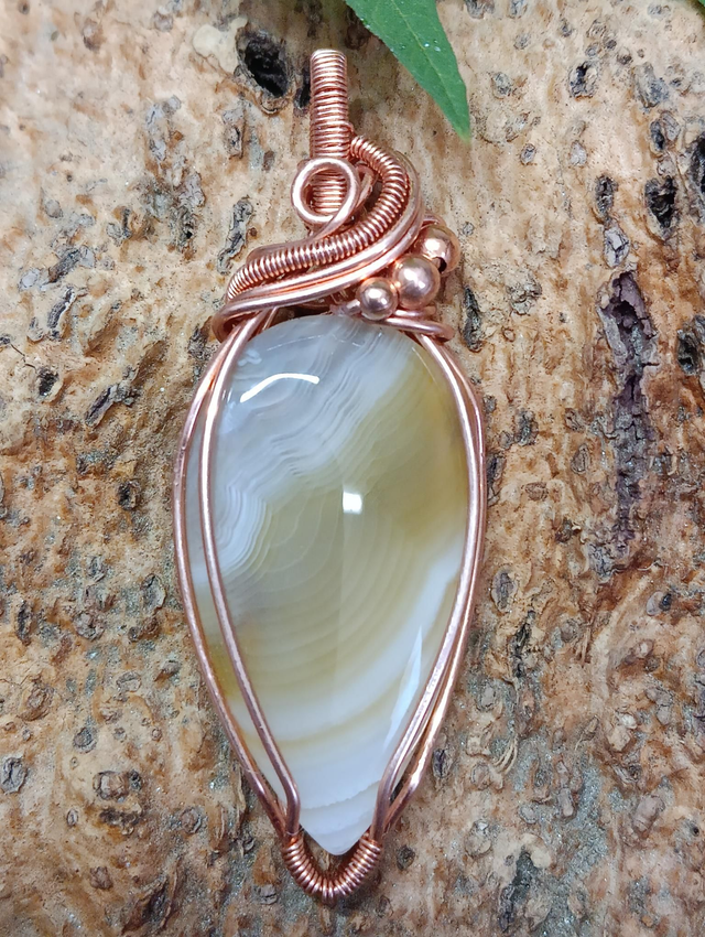 Pendentif cuivre et agate jaune du Botswana 