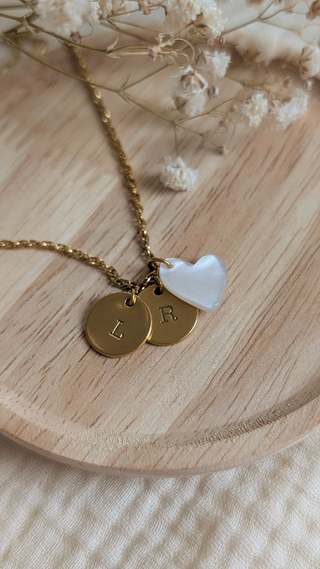 Collier médailles initiales personnalisés