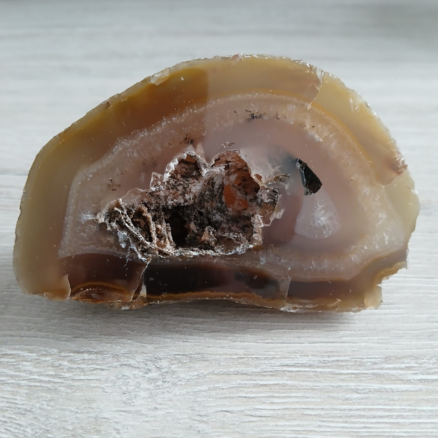 Agaat Geode 10x7x6,5 cm (12.049)