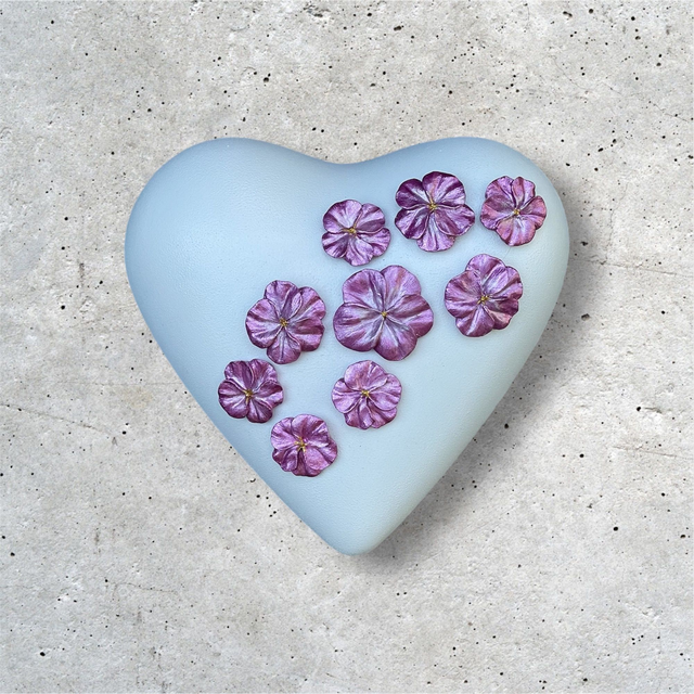 FLOWER HEART WALL ART