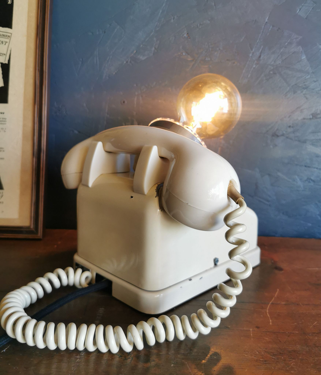 Lampe industrielle vintage métal bakélite standard téléphonique "Telic années 50-60"