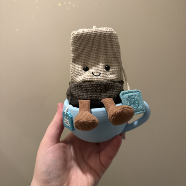 Steepy Teabag Teacup Seat Prop - BLUE 