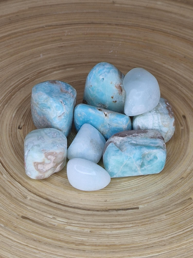 Aragonite bleue - Pierre roulée