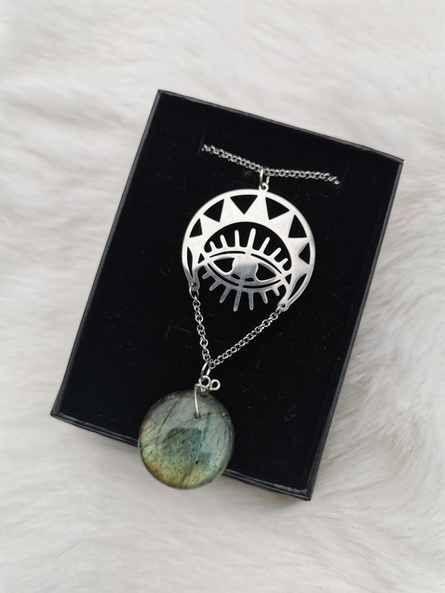 Talisman en pierre naturelle de Labradorite
