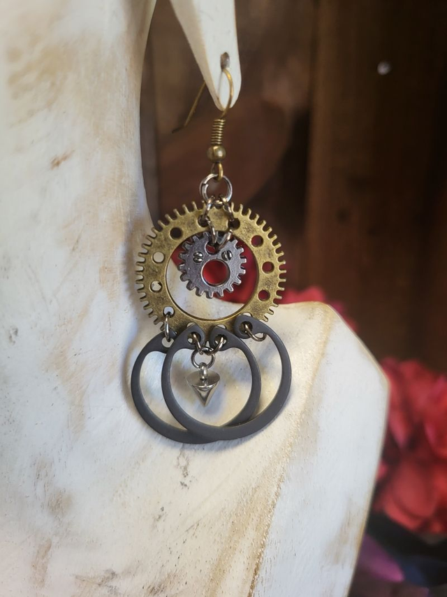 Boucles d'Oreilles "Convergences d'Acier"