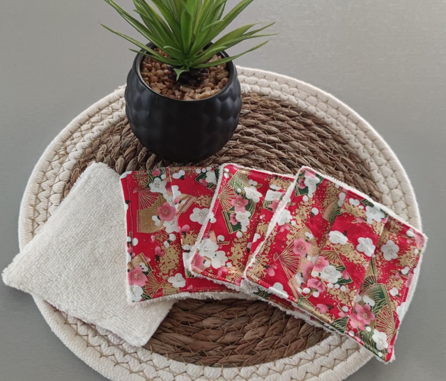 Lingettes avec bride x4 rouge éventail 