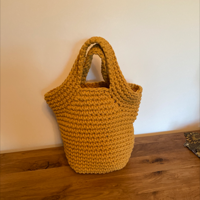 8007 Crochet bag