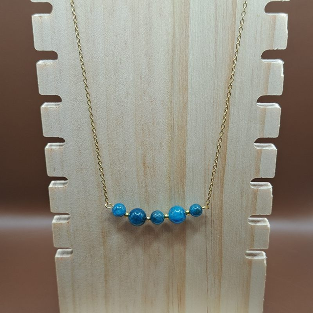 Collier 5 perles Apatite bleue