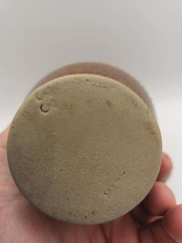 Pichet en grès ancien