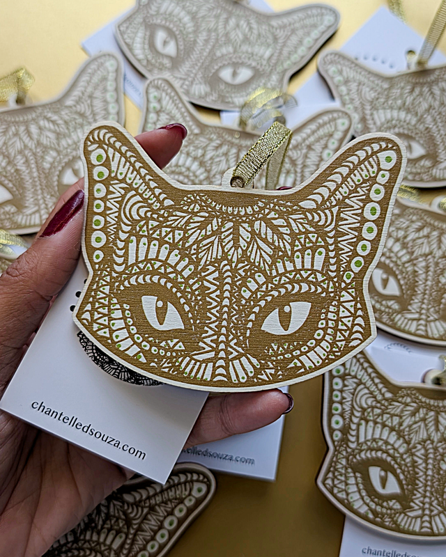 Kitty Hanging Decoration – Eco-Friendly Wooden Ornament