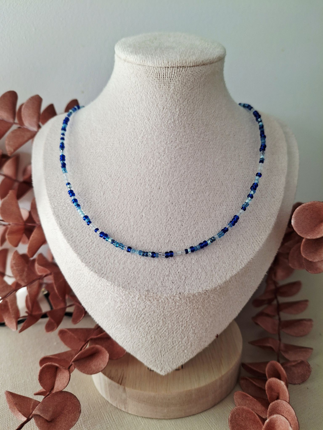 Collier Aube - bleu (finition dorée)