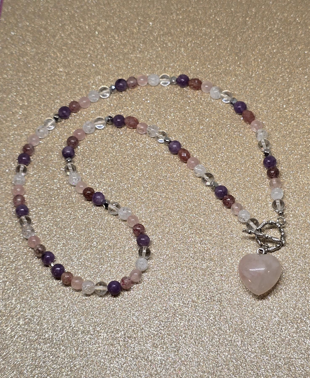 Collier Lépidolite, Quartz fraise, Quartz rose, Cristal de roche en 0,6 cm