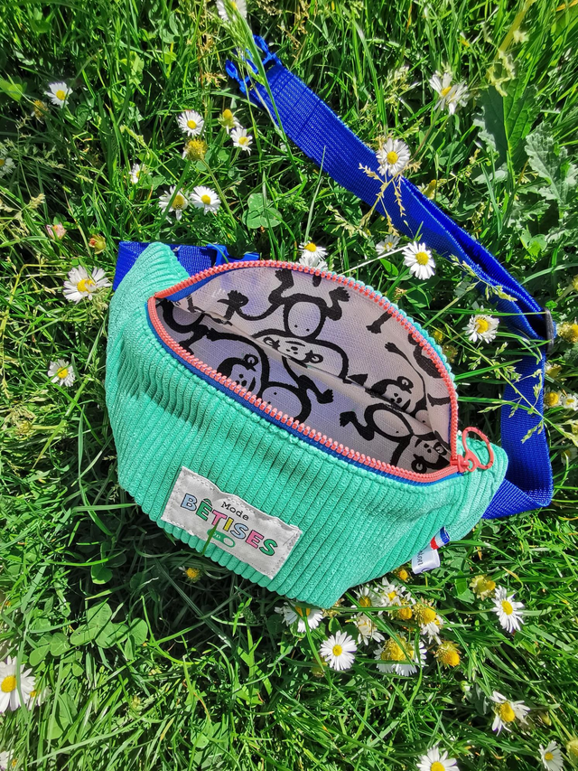 Banane BILLY velour vert