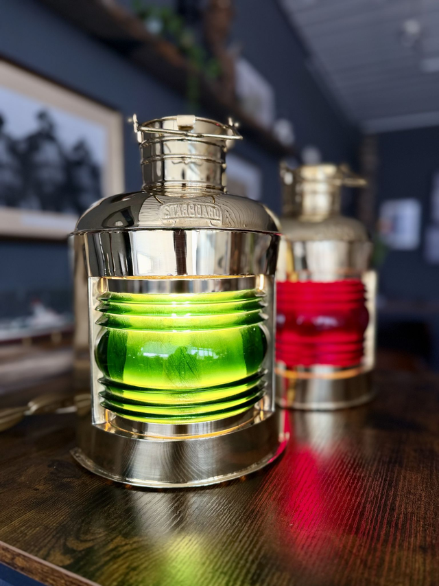 Steuerbord-Lampe (30 cm) Messing. Elektrisch