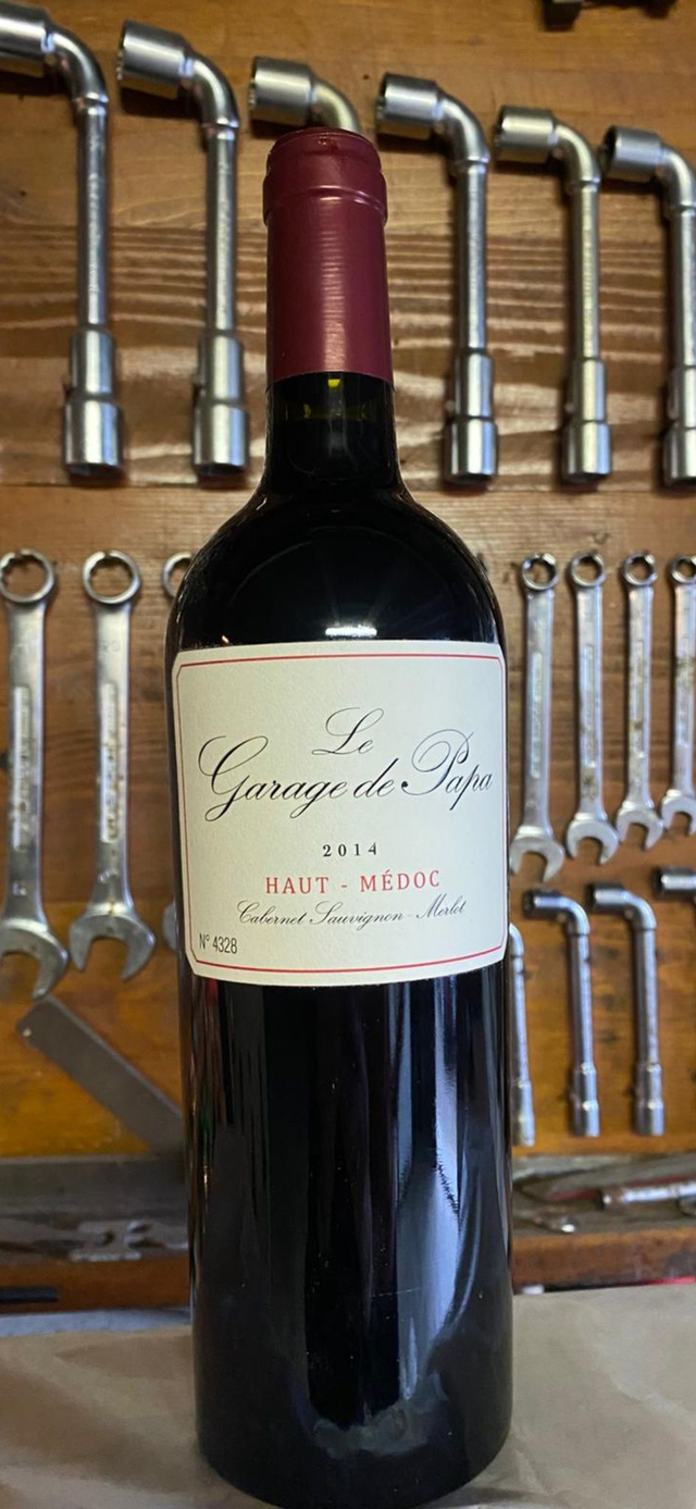 LE GARAGE DE PAPA  (2014) /P. RAOUX  / Rouge