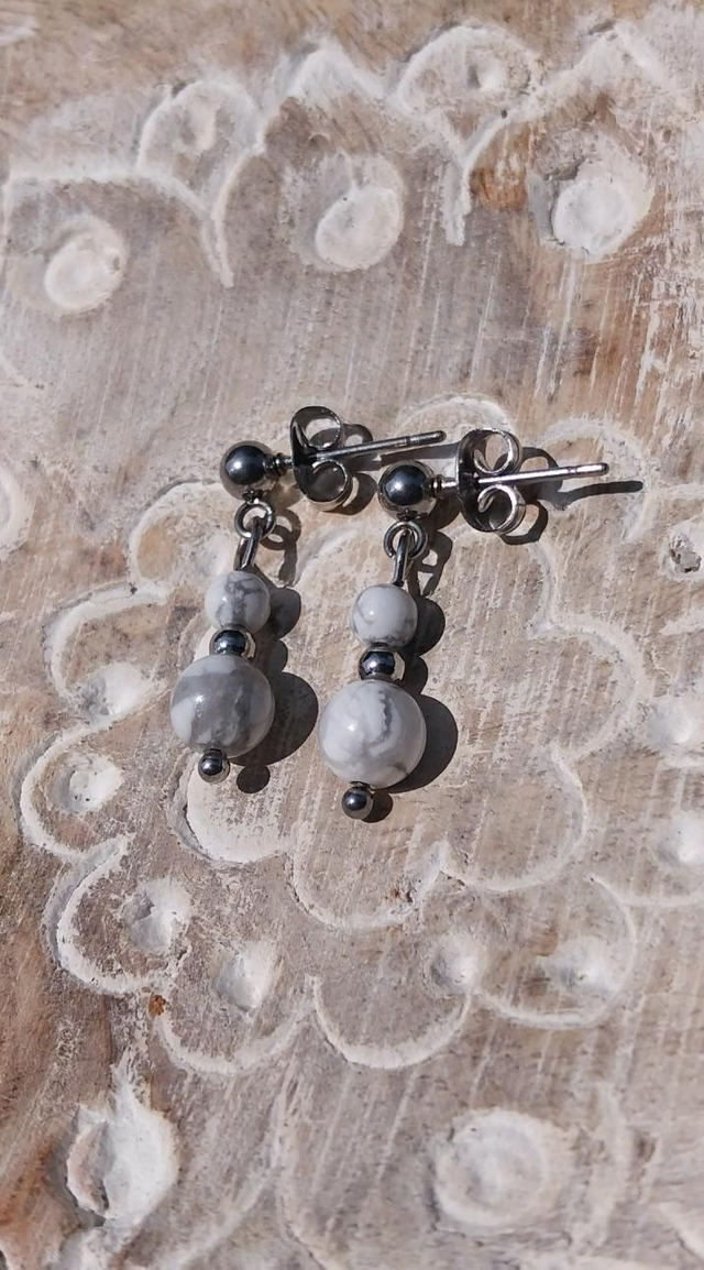 Boucles en Howlite