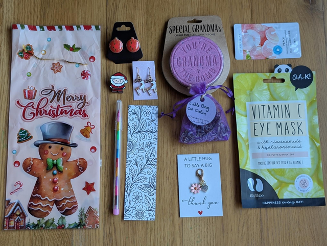 Christmas goodies bag (perfect for stocking/secret Santa)