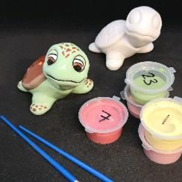 Turtle painting kit, firing required