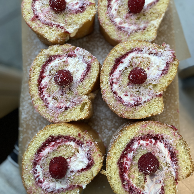 Raspberry Swiss roll