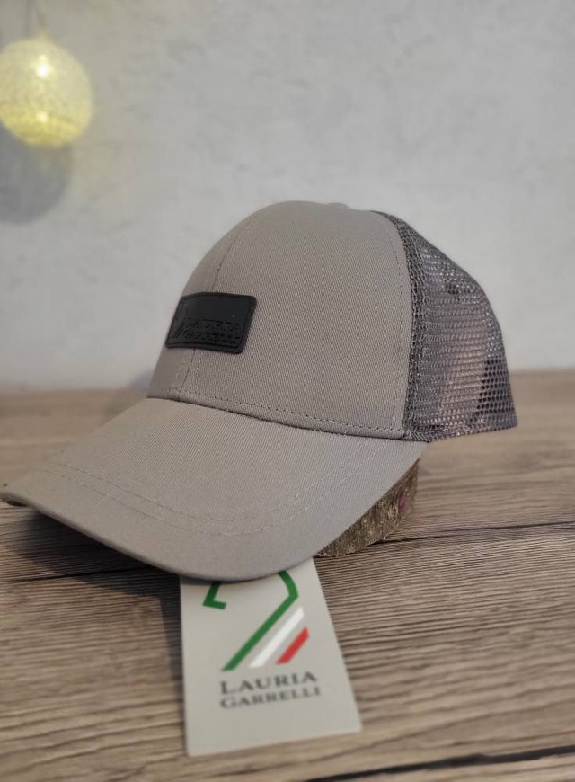 Casquette LAURIA GARRELLI beige – Neuve déstockage