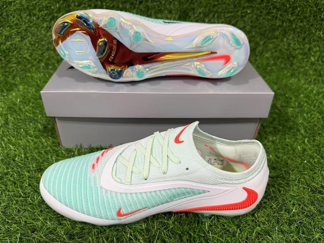 Nike Phantom 6 GX III Low Elite FG- Bleu, Blanc , Orange