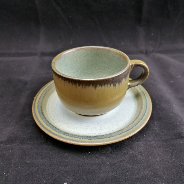 Feuer Krone Steinzeug | Meerdere Kop (diameter 8,5 | hoogte 6 cm) en Schotels (diameter 14,5 | hoogte 1,5 cm) Geschutztes Gutezeichen Taupe