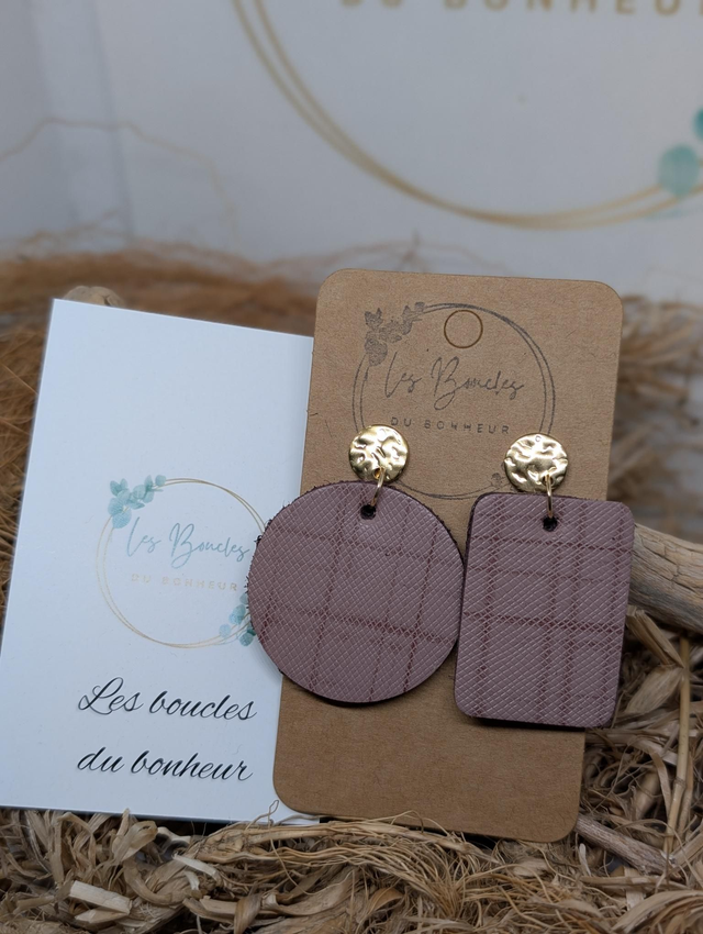 Boucles d&#039;oreilles Asymétrique rose as017