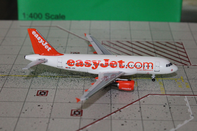 EasyJet A320 (HB-JZA), 1:400