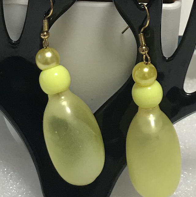 Yellow Grape Dangling Earrings-YGD3667