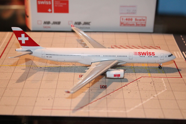 Swiss A330-300 (HB-JHC) "Bellinzona", 1:400