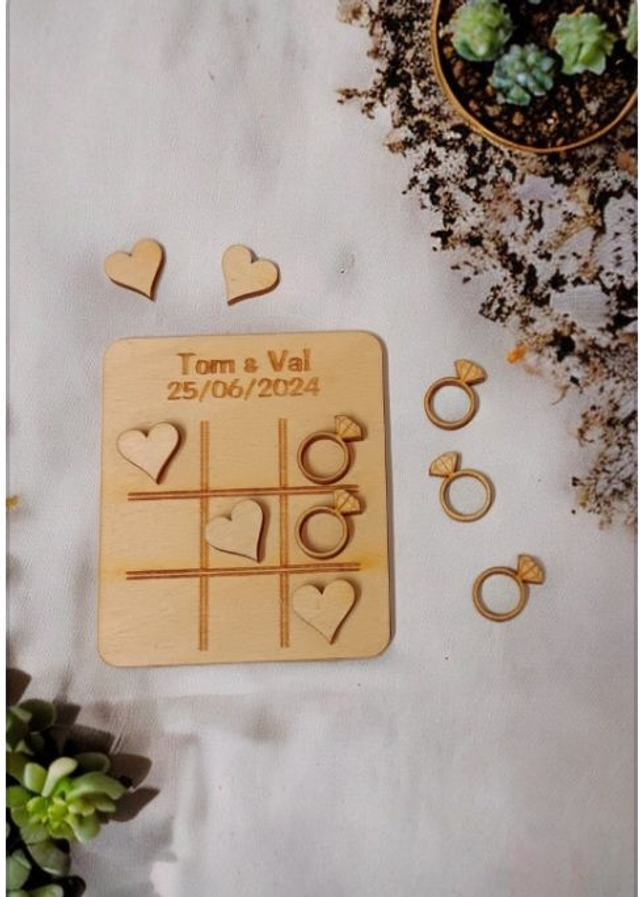 Personalised noughts and crosses style wedding favour game