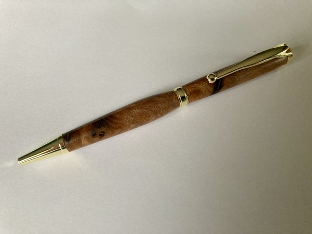 Burr wood twist pen