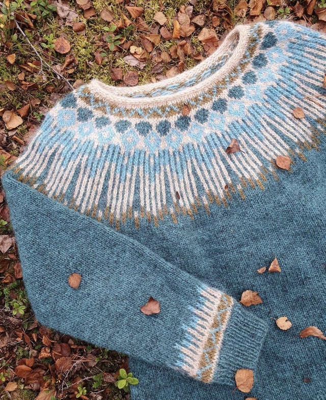 Hopi Sweater Kit - Col 14 (Lagoon Heather Lettlopi) - Wool &amp; Pattern - Linka Neumann