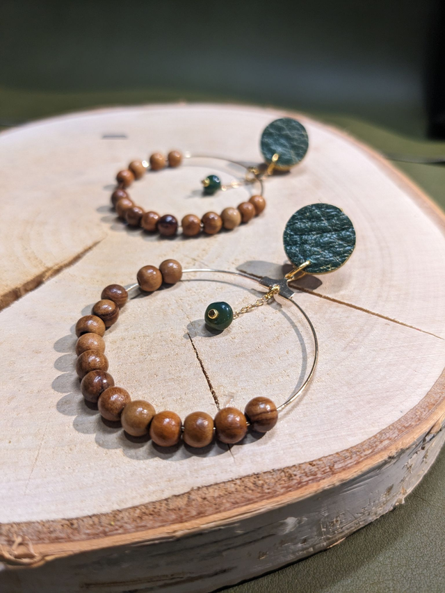 "Valerìo" - Créoles Olivier, Agate Verte, Or