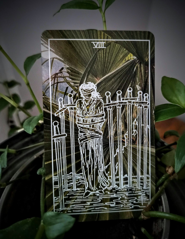 The Green Tarot: a modern twist on the classic Rider-Waite-Smith (RWS) Tarot * by Lida Pavlova