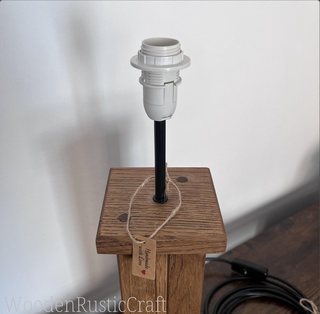 Tall Reclaimed Wood Table Lamp – Upcycled Rustic Lighting